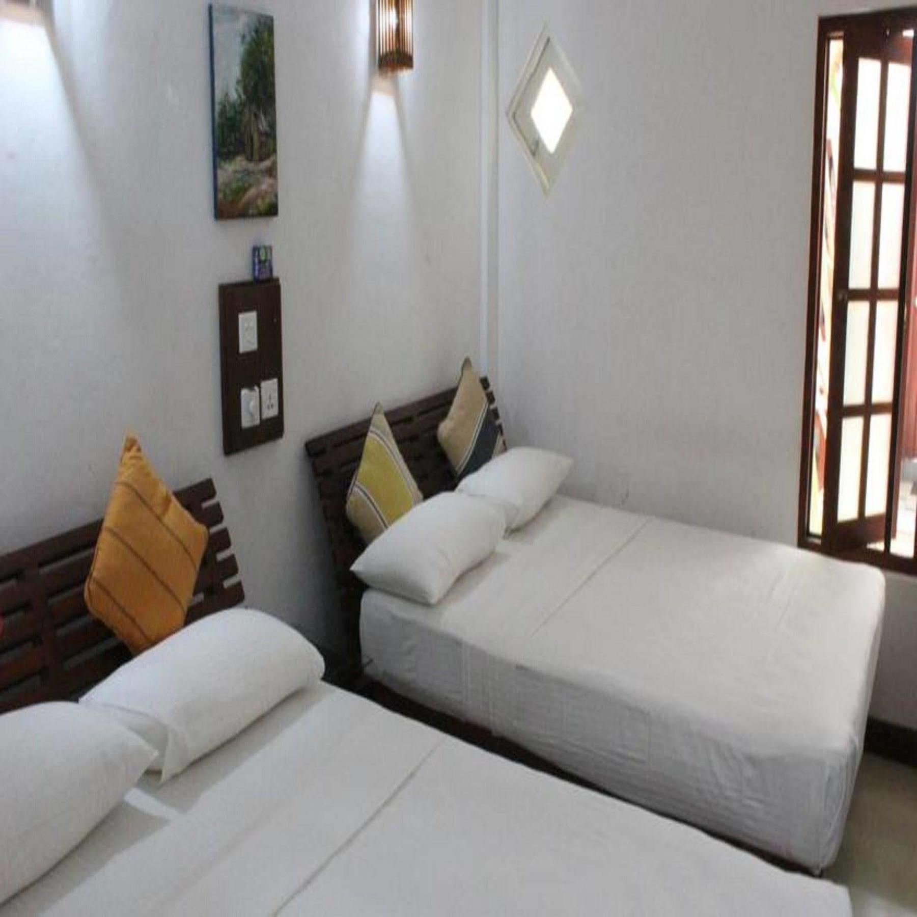 Ap Nippon Beach Hikkaduwa Bagian luar foto